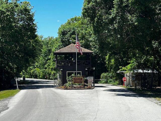 Excellent location in a great gated community.