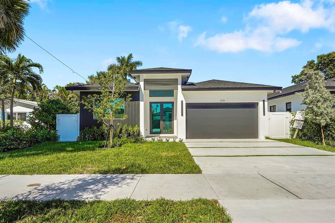 Newly Constructed Centrally located in the heart of Fort Lauderdale Wilton Manors area, with a total of 2, 800 sq ft.