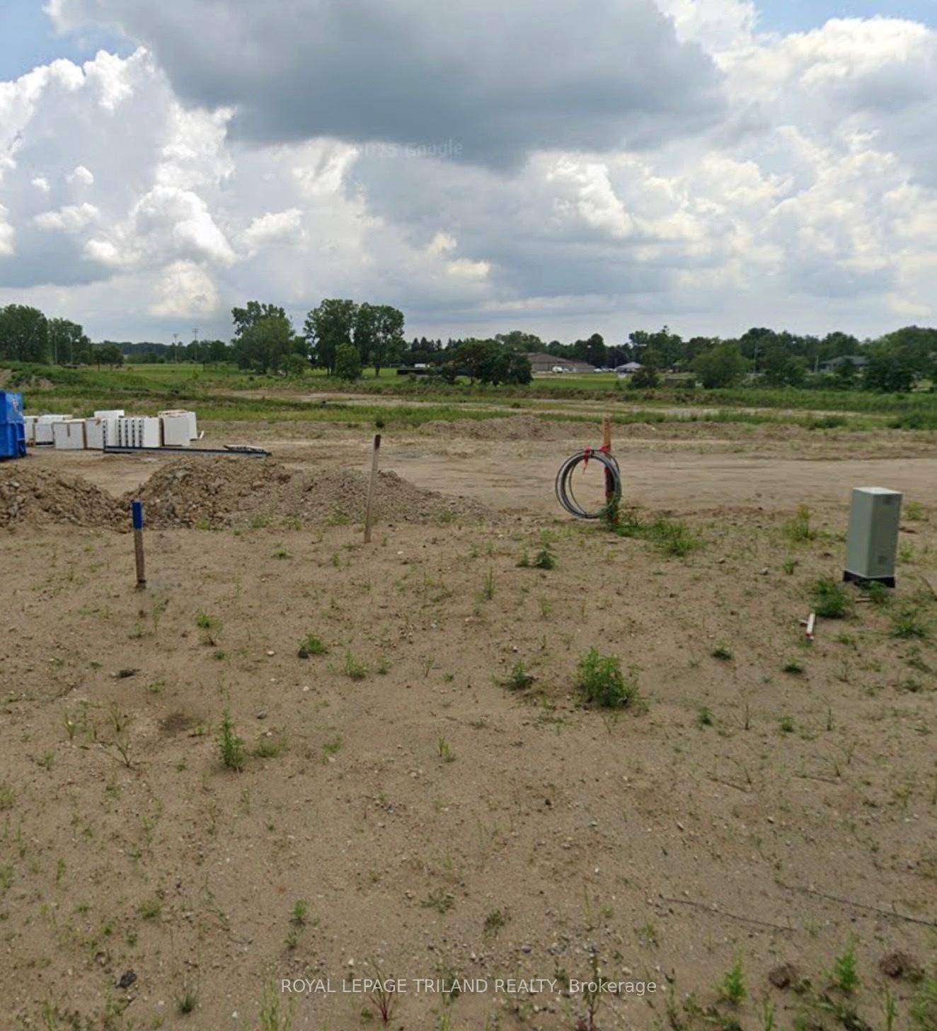 Build your dream home in one of Komoka's most desirable new communities !