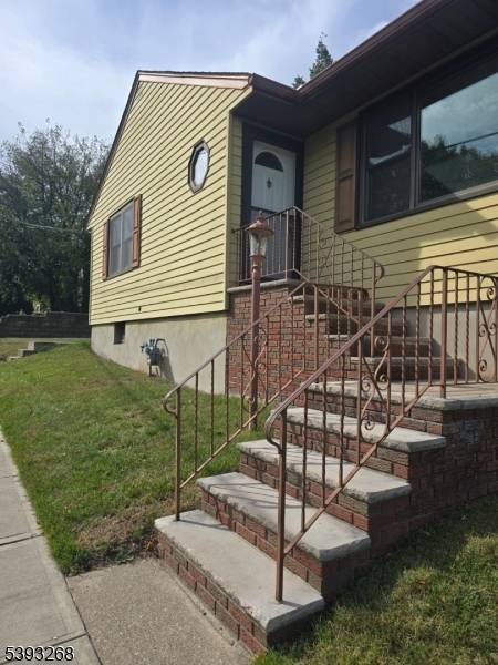 Welcome to this beautifully renovated 2 bedroom, 2 bath single family home offering the perfect blend of comfort, style, and convenience.