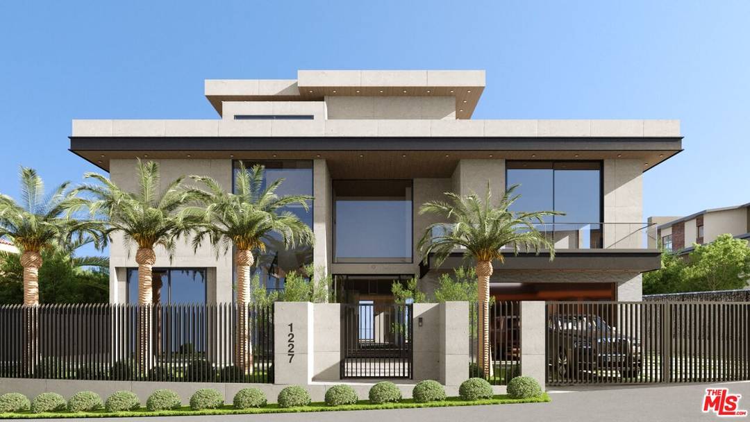 1227   Roberto Ln 5BR Bel Air La