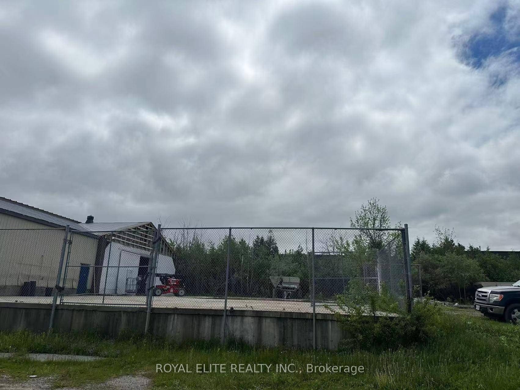good for investor and end user, big lot with develop potential.