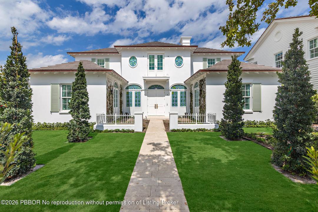 Situated in the coveted SoSo neighborhood, this newly constructed Anglo Caribbean residence by Smith Kellogg Architecture offers 4, 926 total square feet with 3 bedrooms, 3.