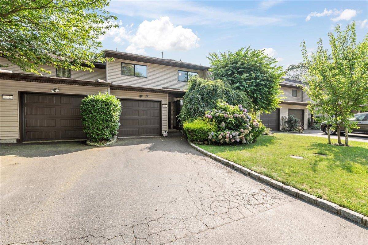 Welcome to 111 Northgate Circle, a spacious and beautifully maintained 3 bedroom, 2.