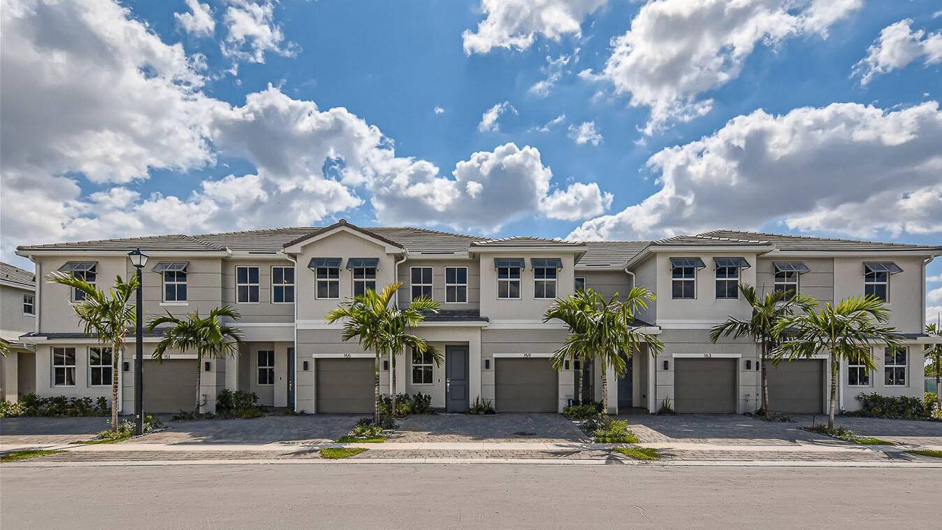 Beautiful Townhome that brings in the finest finishes Bonnet model with 1, 738 square feet, 3 beds, 2.