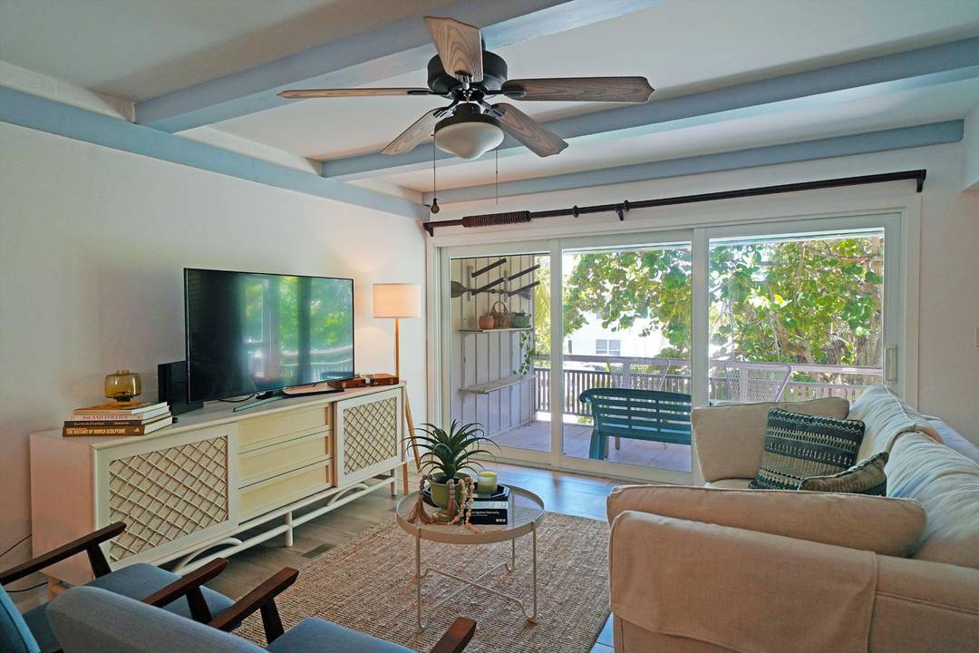 WEST BAY STREET Condo New-Providence