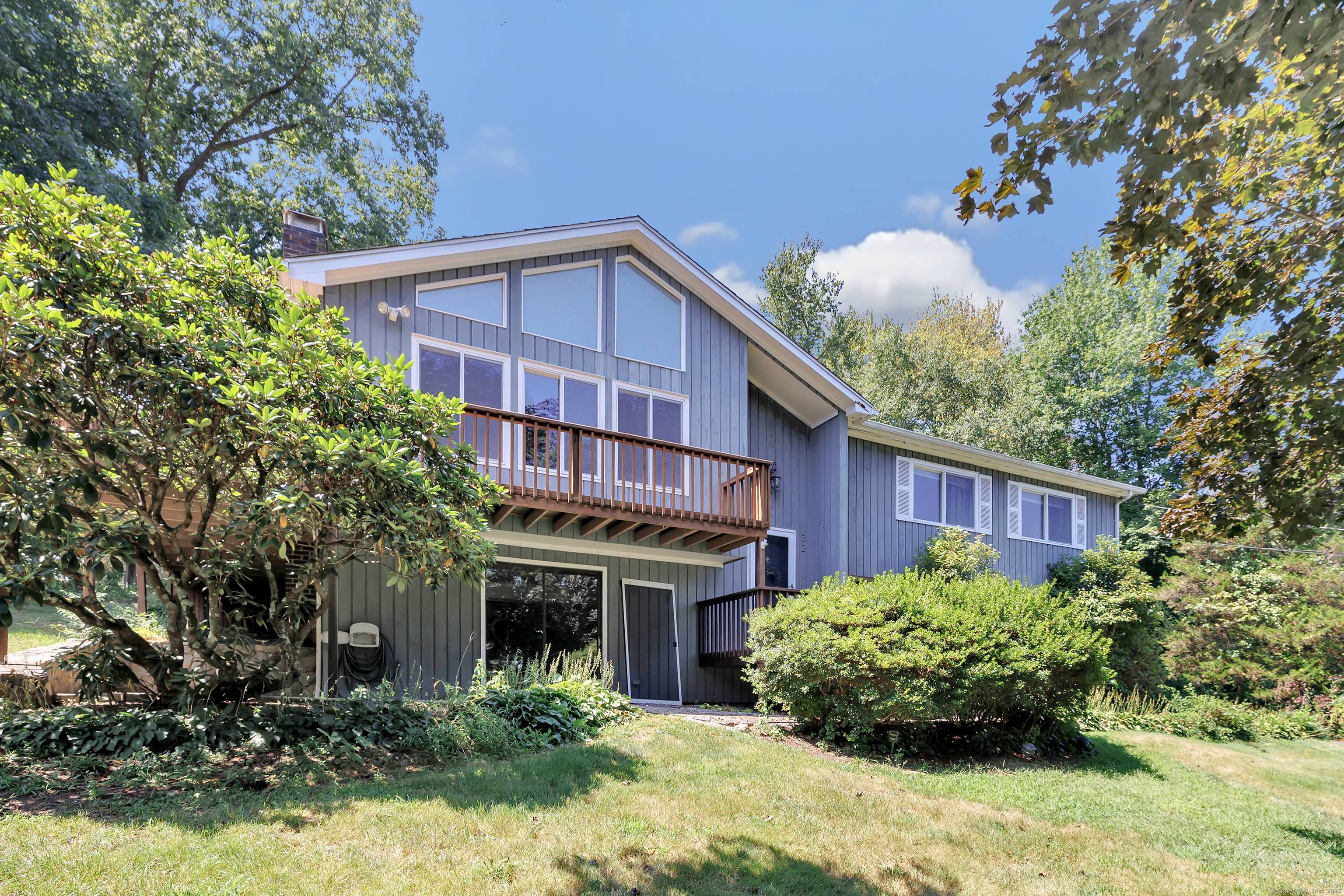 In the heart of Huntington you will find this 2000 square foot home.