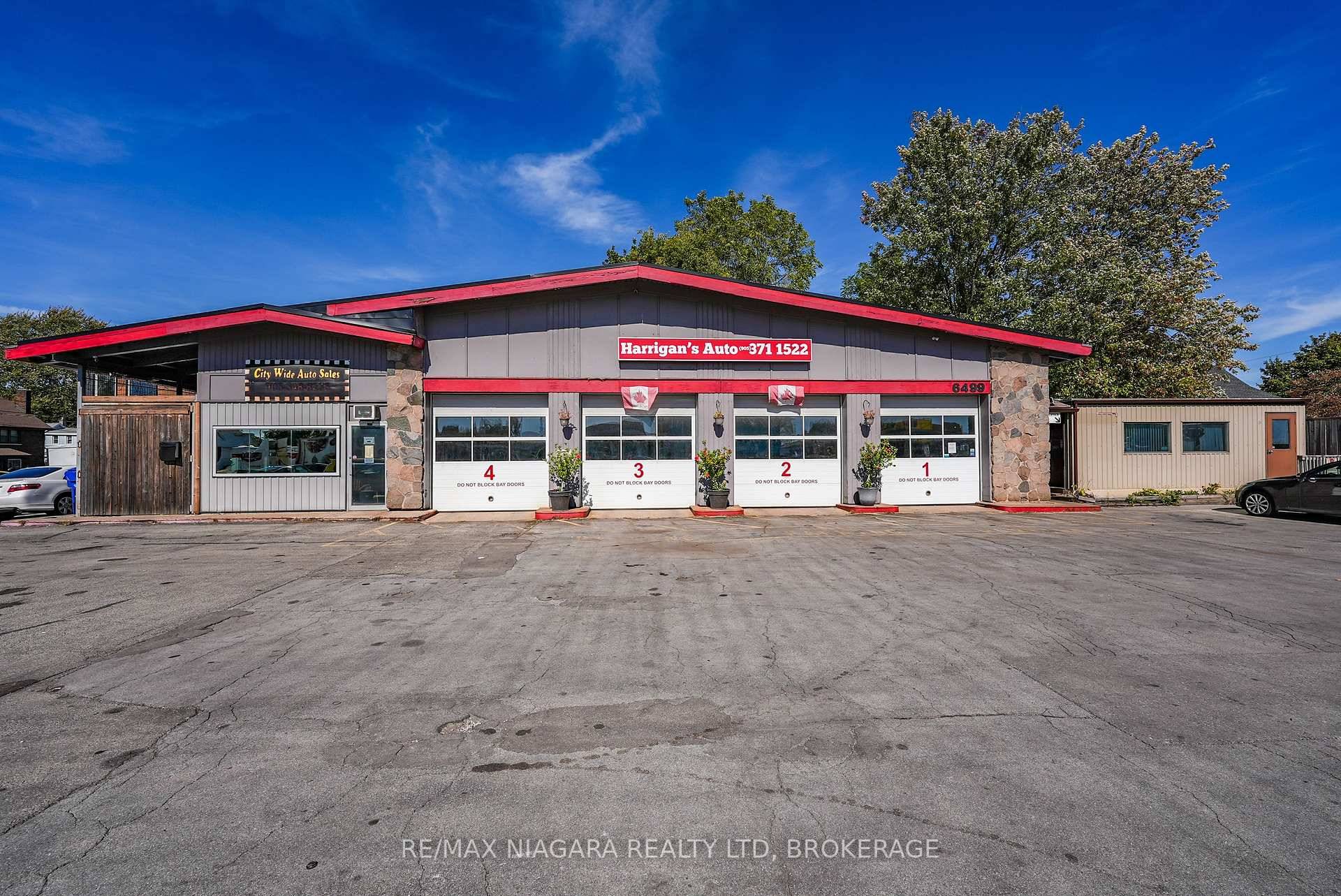 For Sale Prime Commercial Property on Lundy's Lane, Niagara Falls Unlock the potential of this exceptional commercial property, currently operating as a mechanic service shop.