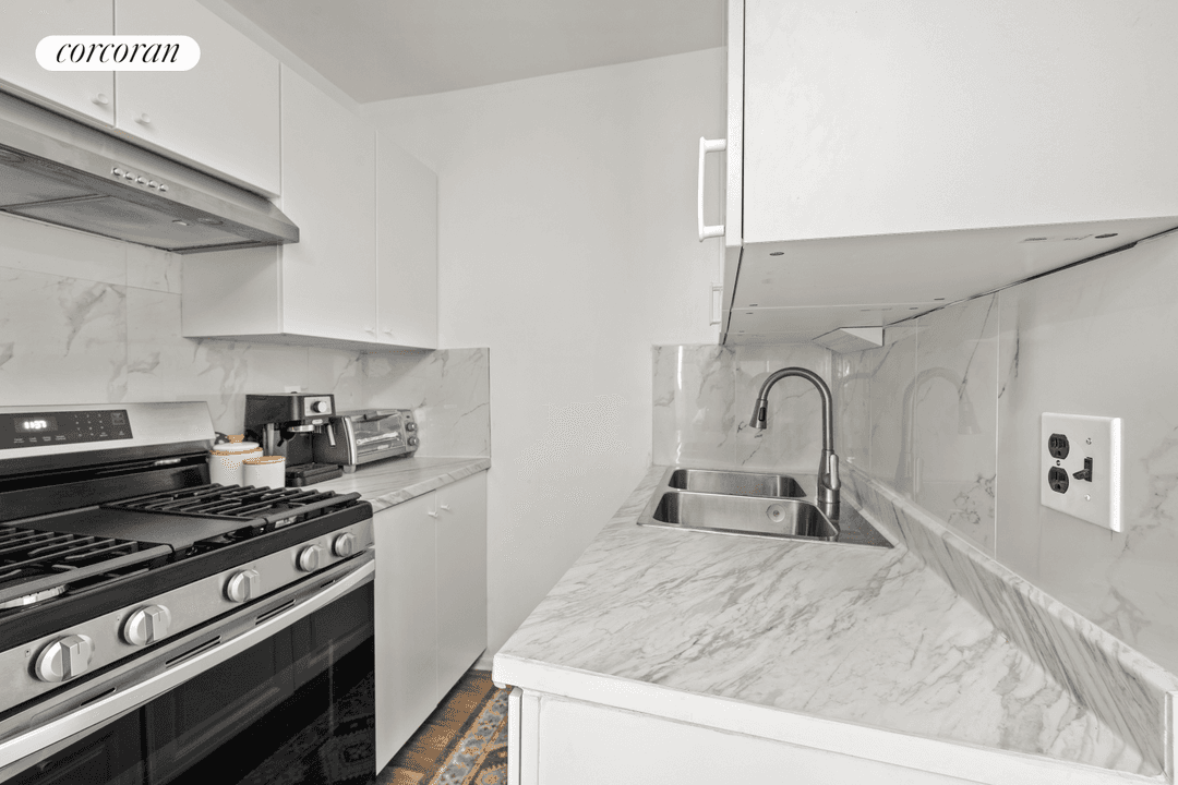 This top floor, fully renovated, bright and airy condo, offers a sweet floorplan.