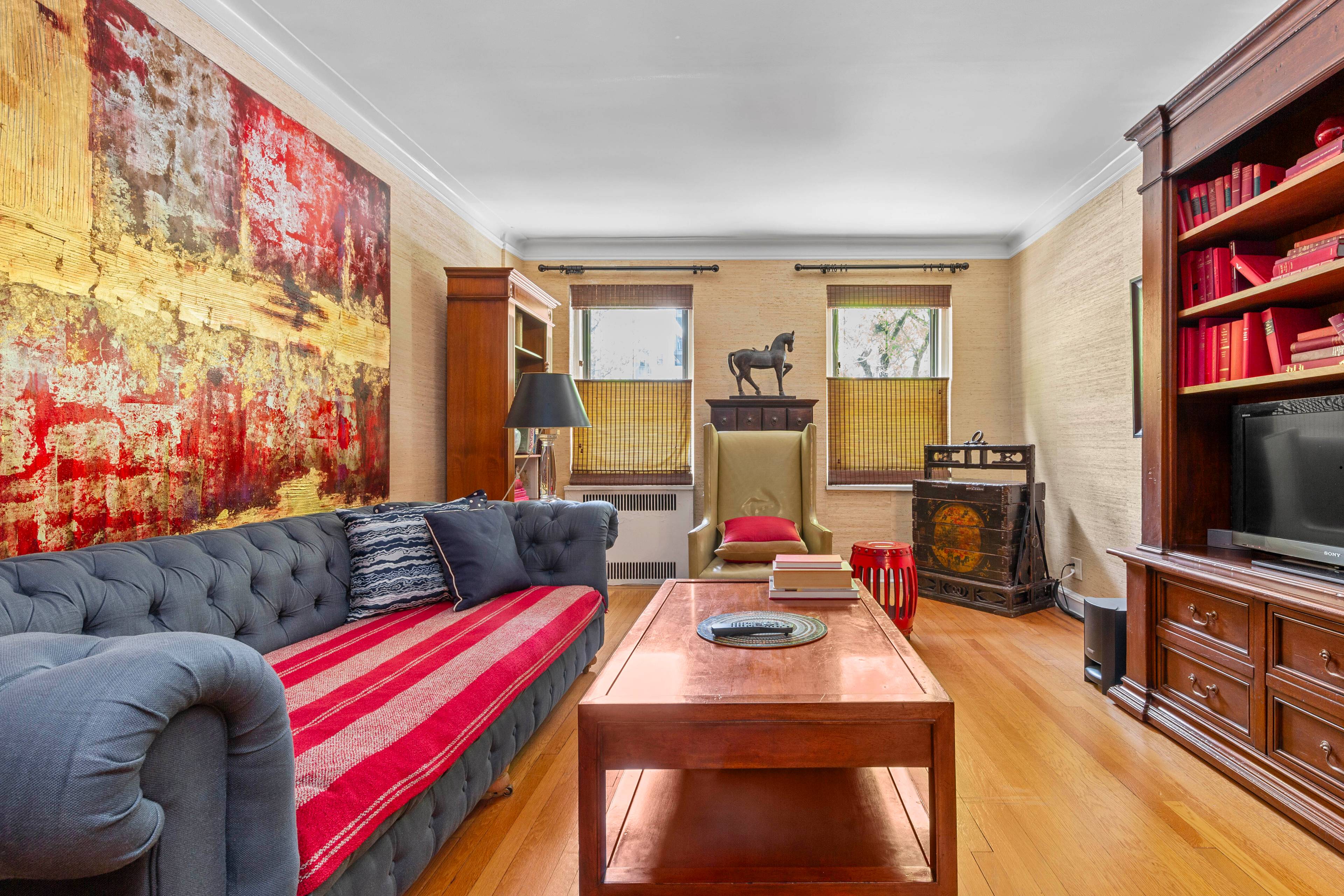 Understated charm and thoughtful details in the heart of the Upper West Side.