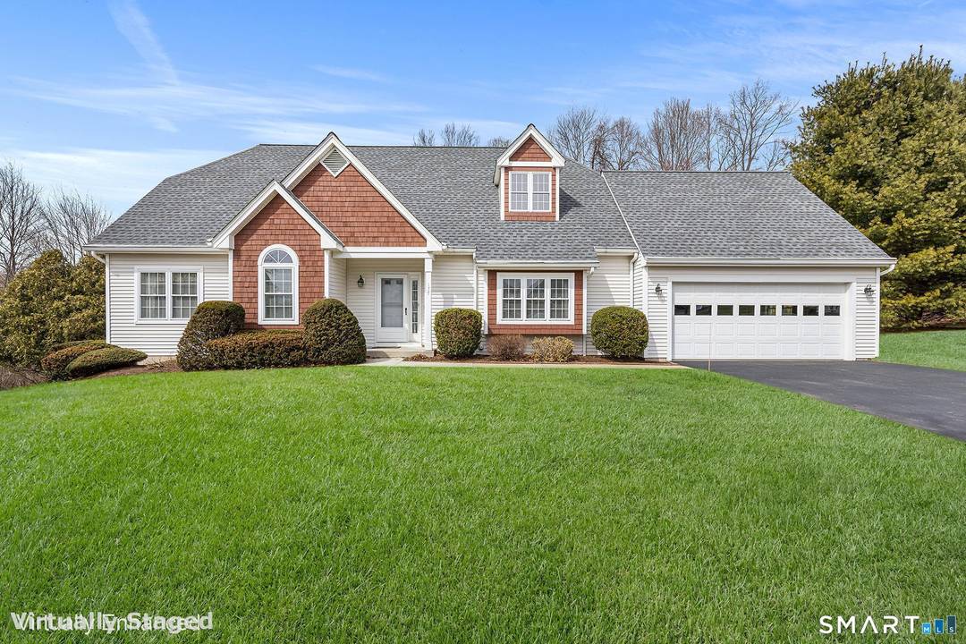 Welcome to this turn key contemporary ranch style condo located in the desirable 55 community of South Pond Village.