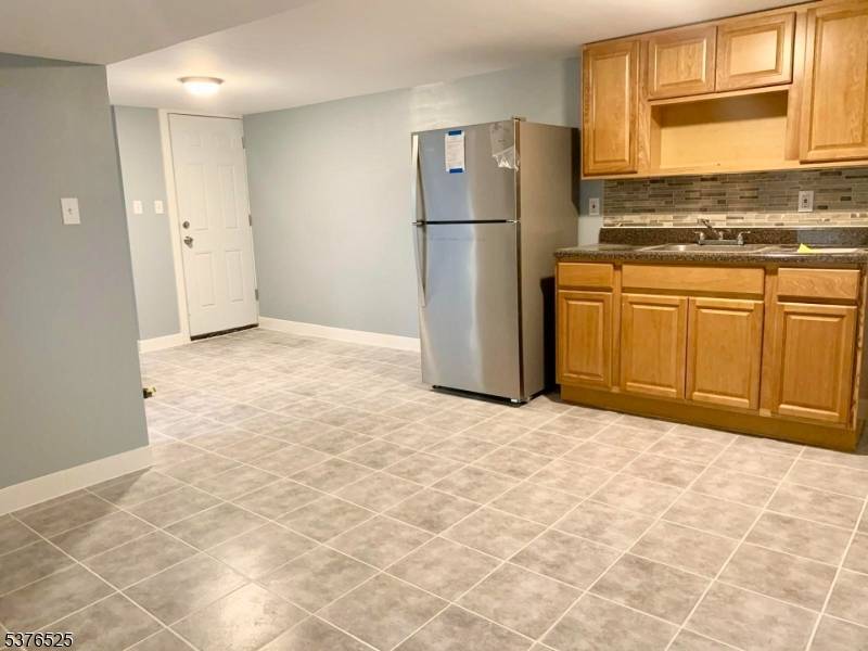 PERFECT INVESTMENT OPPORTUNITY !