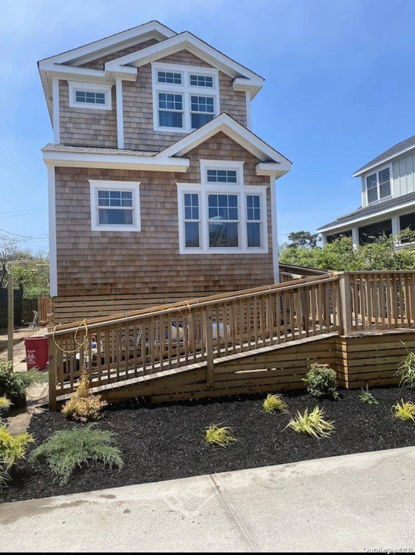 This Home is Available To Rent Weekly For 8, 500 NOT a month.