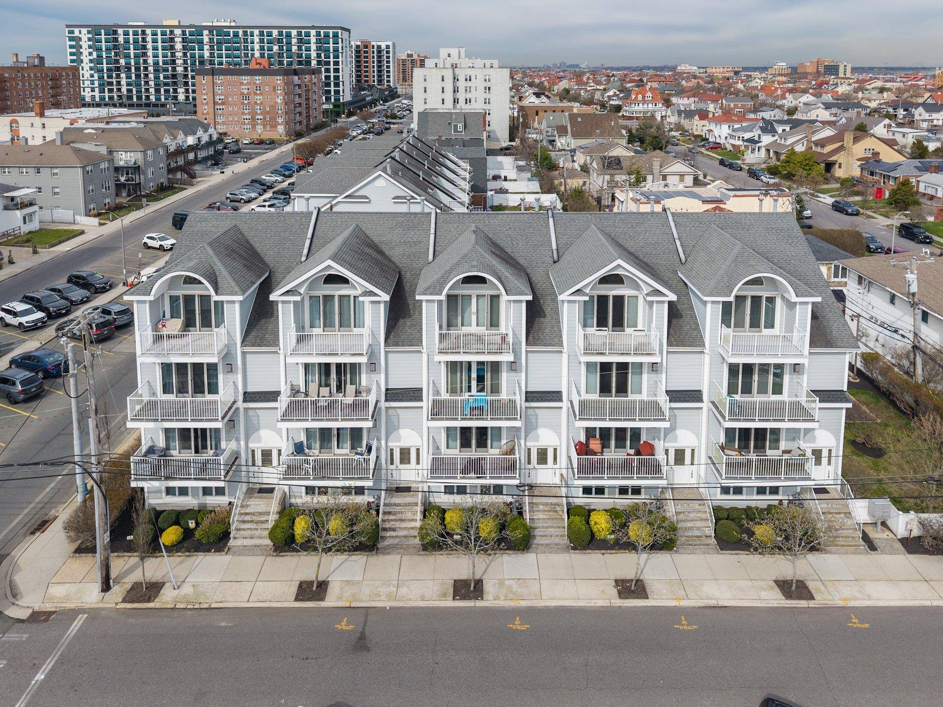 Coastal Living at it's best.