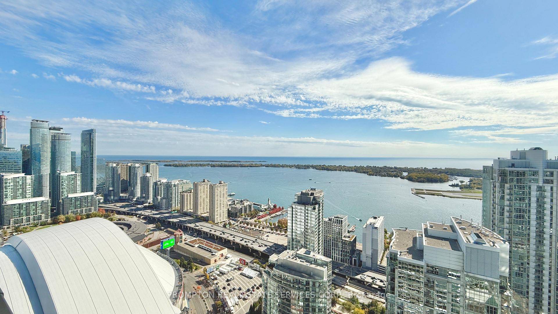 Brand New Luxury Building Concord Canada House, A striking new landmark perfectly situated near Toronto the most iconic destinations including the Rogers Centre, CN Tower, Ripley's Aquarium, and the scenic ...