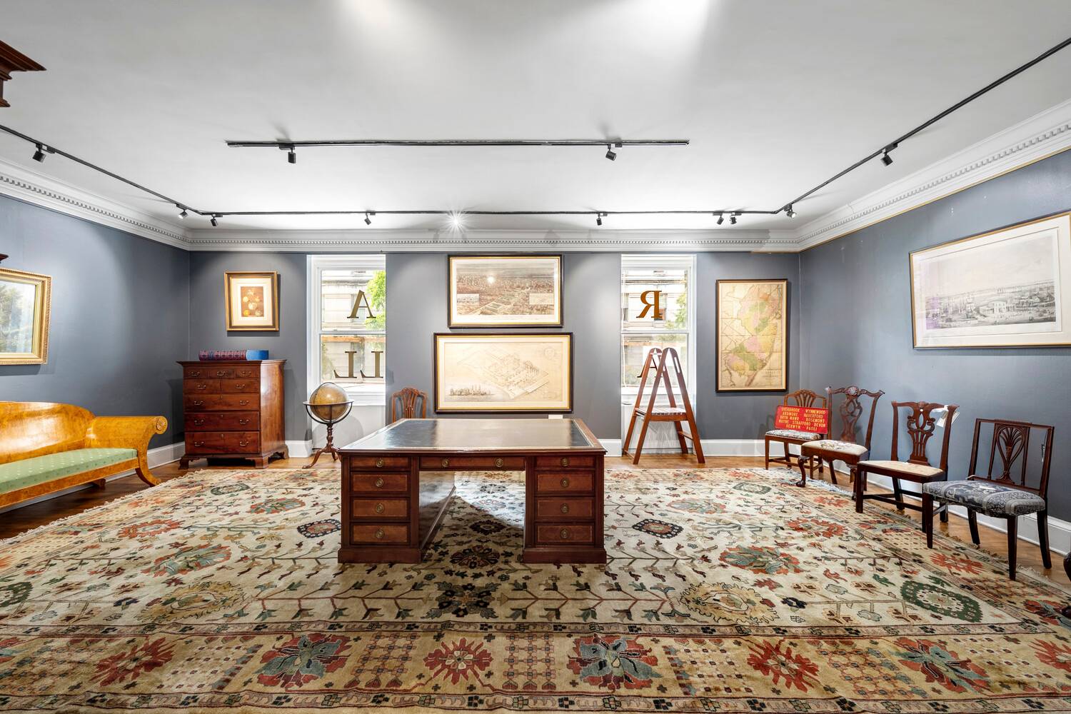 A rare offering on Madison Avenue, this grand Upper East Side co op presents a unique opportunity to own a sprawling, full floor space currently configured as a prestigious art ...