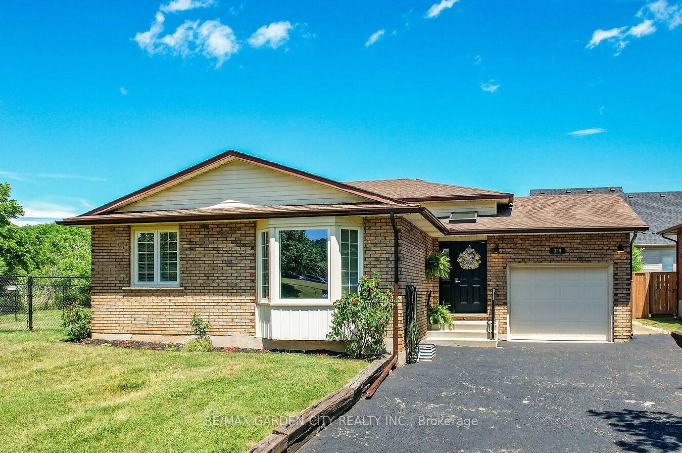 Welcome to 329 Central Avenue in beautiful Grimsby a fully updated 4 level backsplit offering modern style and versatile living space in a family friendly neighbourhood.