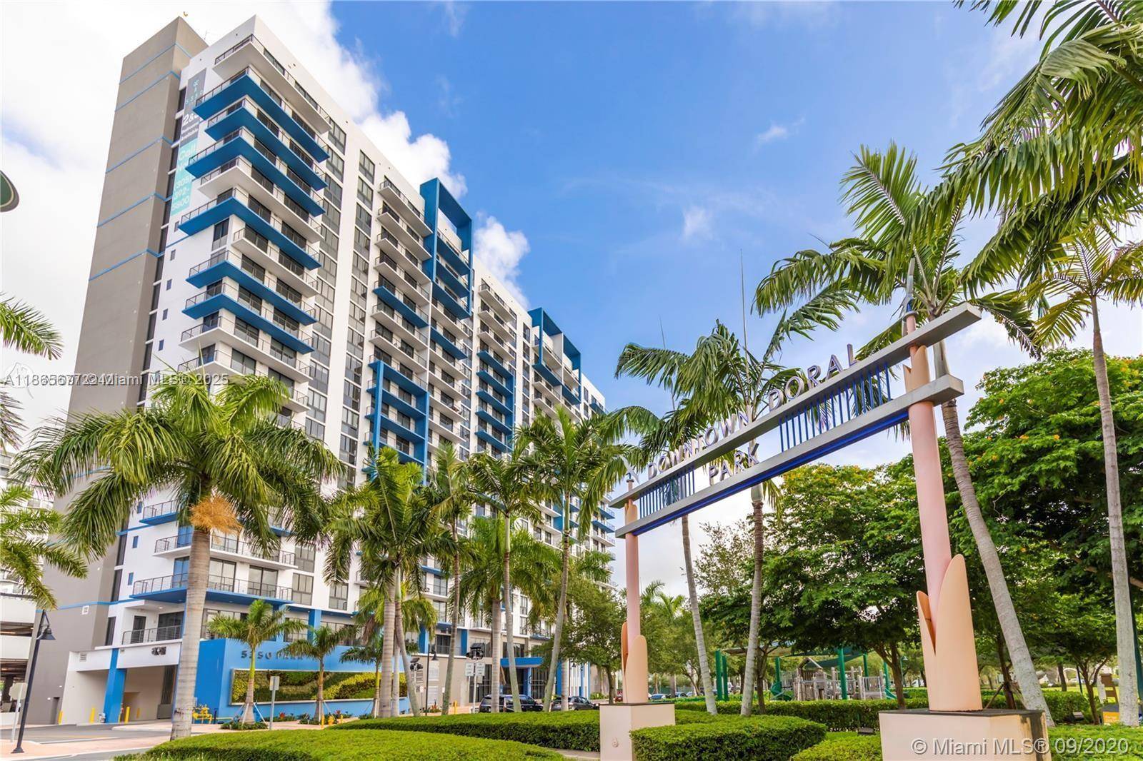 Beautiful 1 bedroom 1 bath condo at 5350 Park with 651 sq.