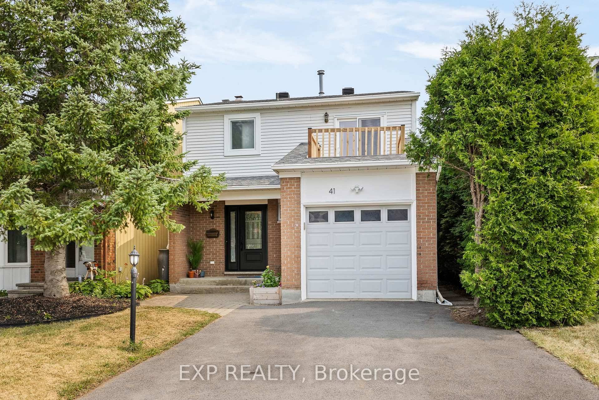 Beautifully Updated 4 Bed 4 bath Single Family Home in Prime Bridlewood Location !