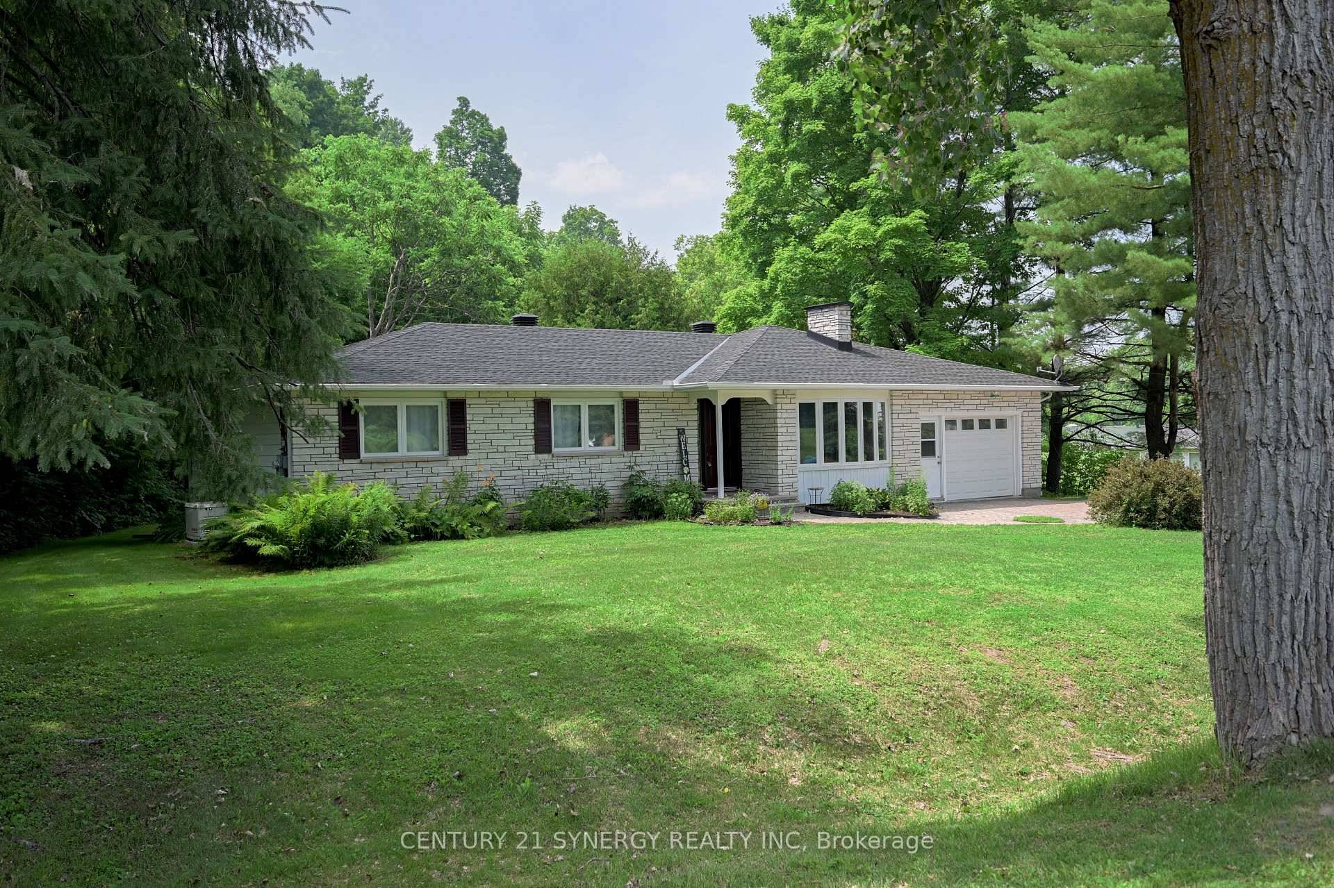 Welcome to this bright and beautifully updated 3 bedroom bungalow, ideally situated in the heart of Cumberland Village directly across from a park, community centre, and hockey rink, with the ...