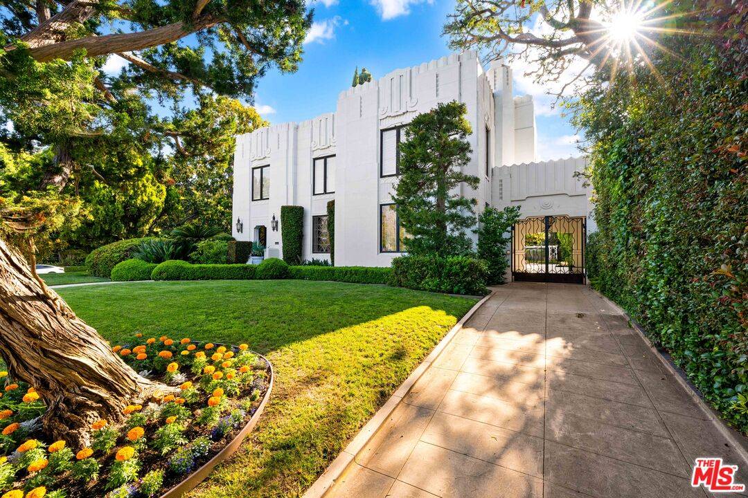 191  S Hudson Ave 5BR Mid Wilshire La