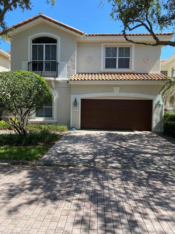 BEST PRICE PER SQUARE FOOT IN PRESTIGIOUS GATED COMMUNITY OF HARBOR ISLAND !