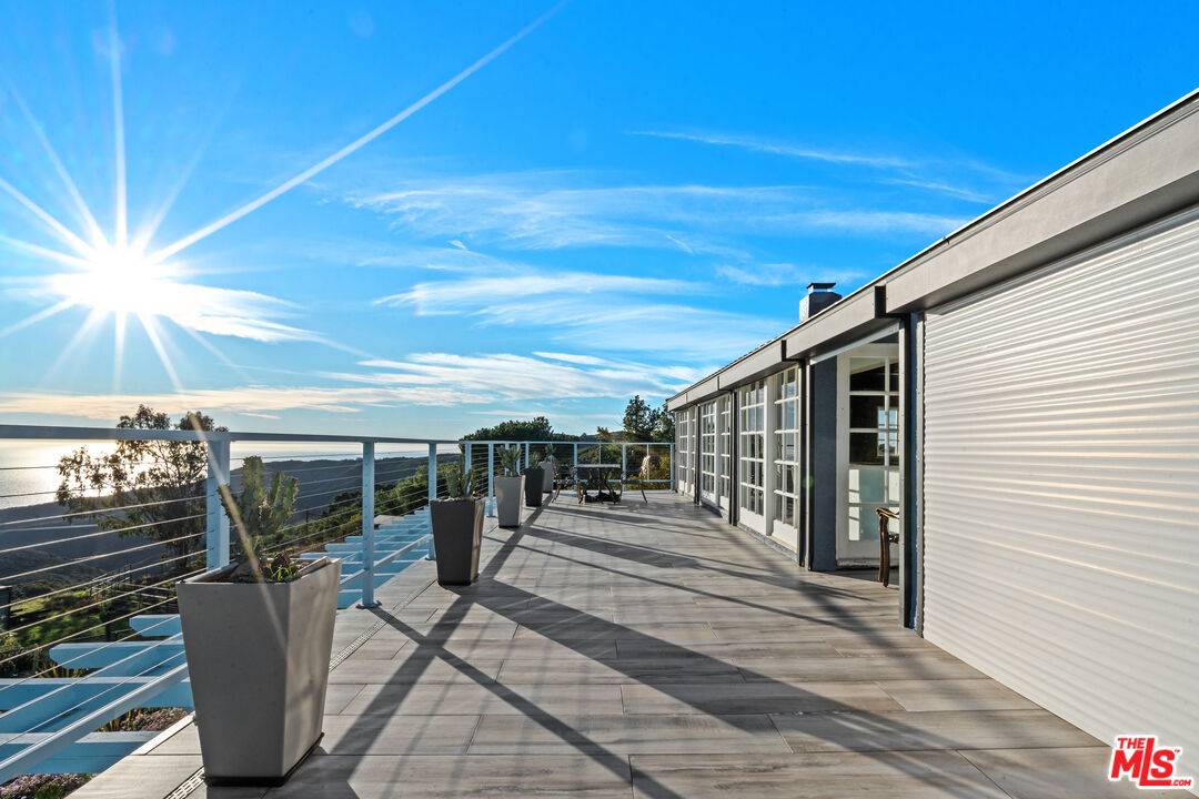 9402   Houston Rd 3BR Malibu La