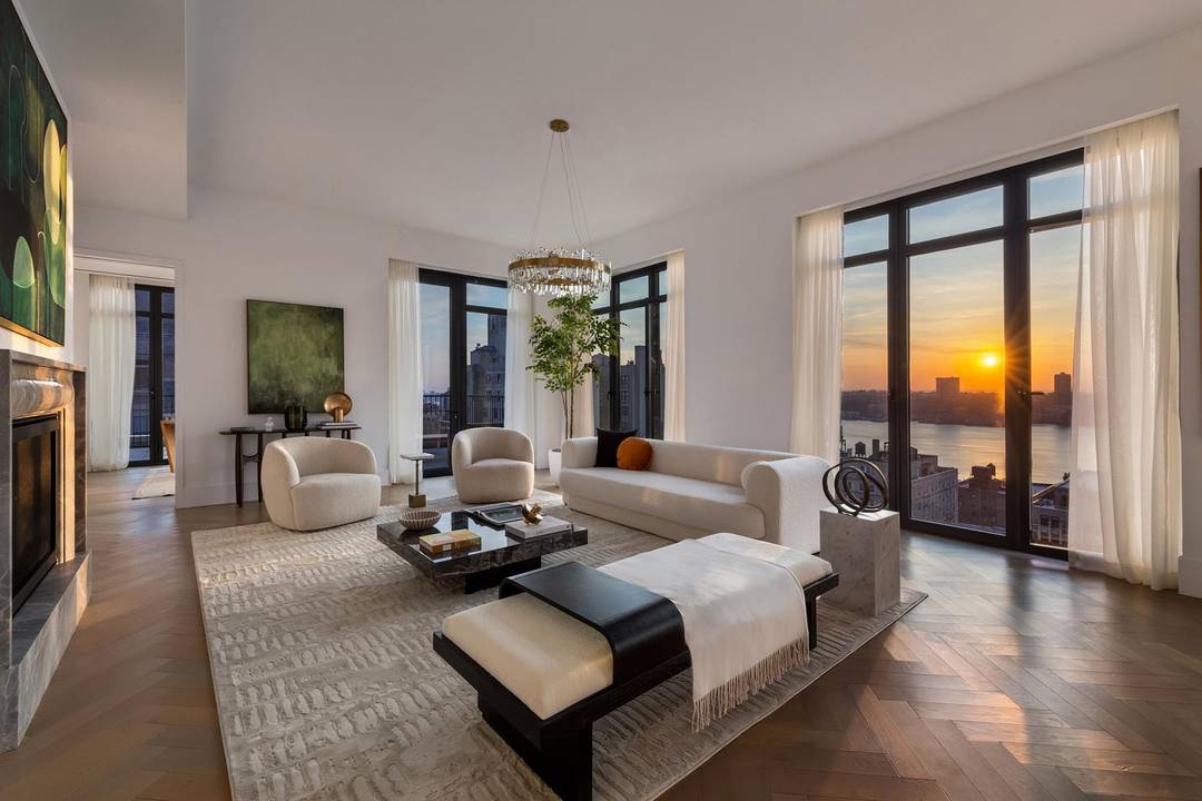 The Penthouse, the crown jewel perched atop 2505 Broadway, encompasses the entire top floor, capped by a dramatic river facing rooftop terrace with mesmerizing views of the Hudson River, all ...