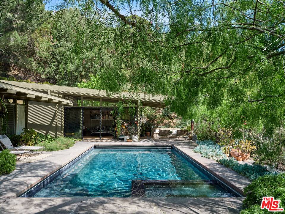 8973 Wonderland Park Ave 4BR Hollywood Hills East La