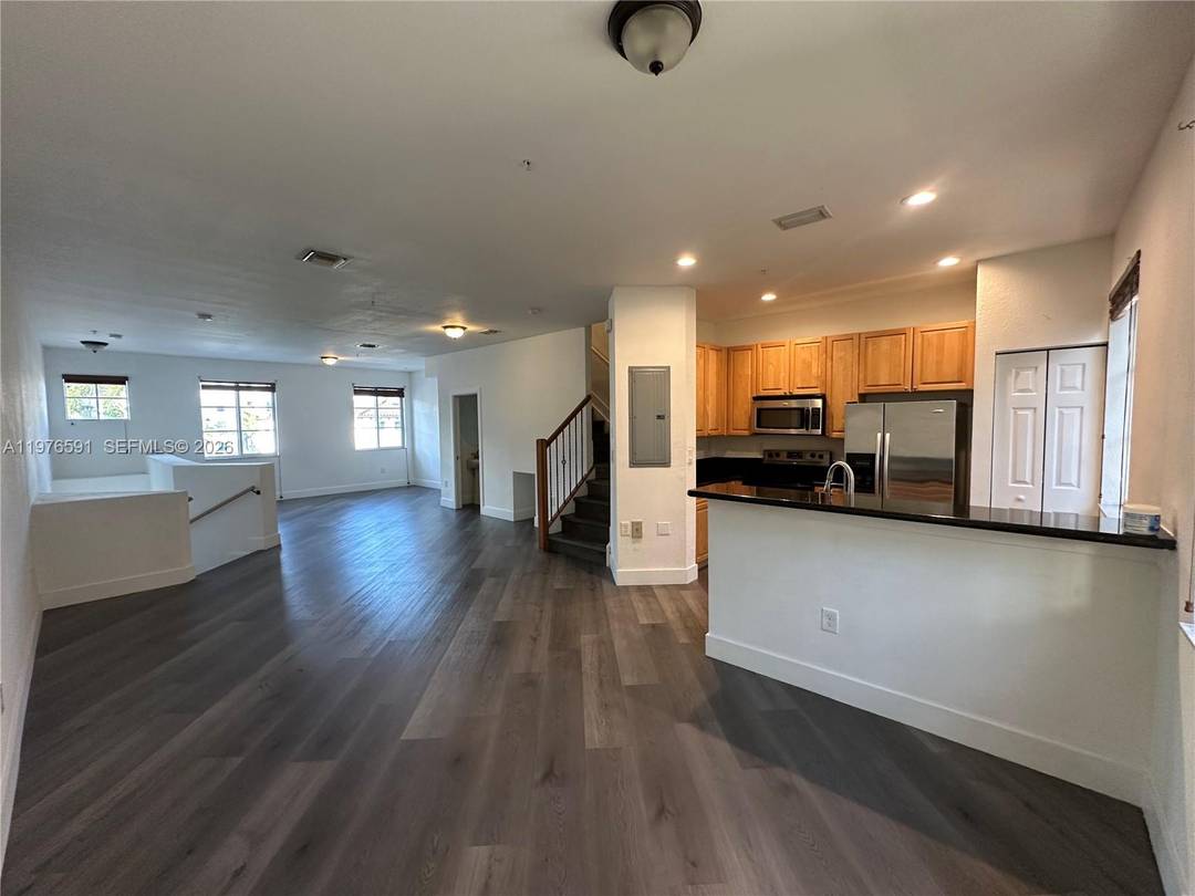 Spacious, move in ready, 3 bedroom, 2.