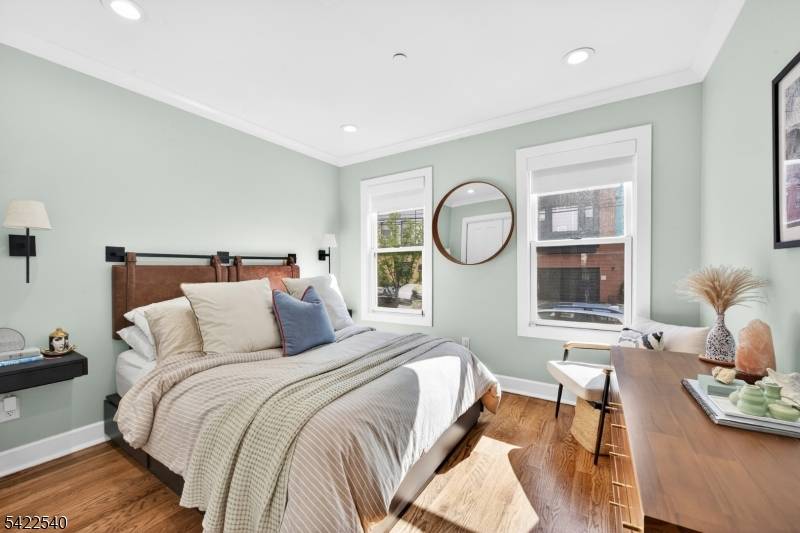 Beautifully gut renovated 2 bedroom, 1.