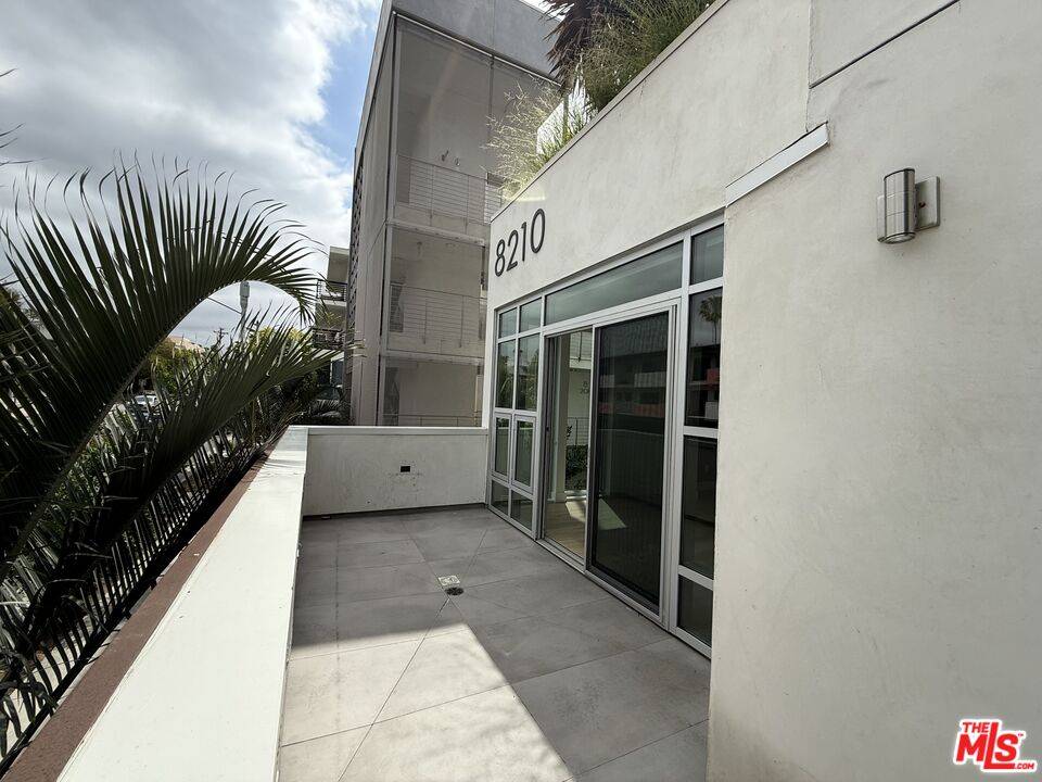 8210 Fountain Ave 2.0 Hollywood Hills East LA