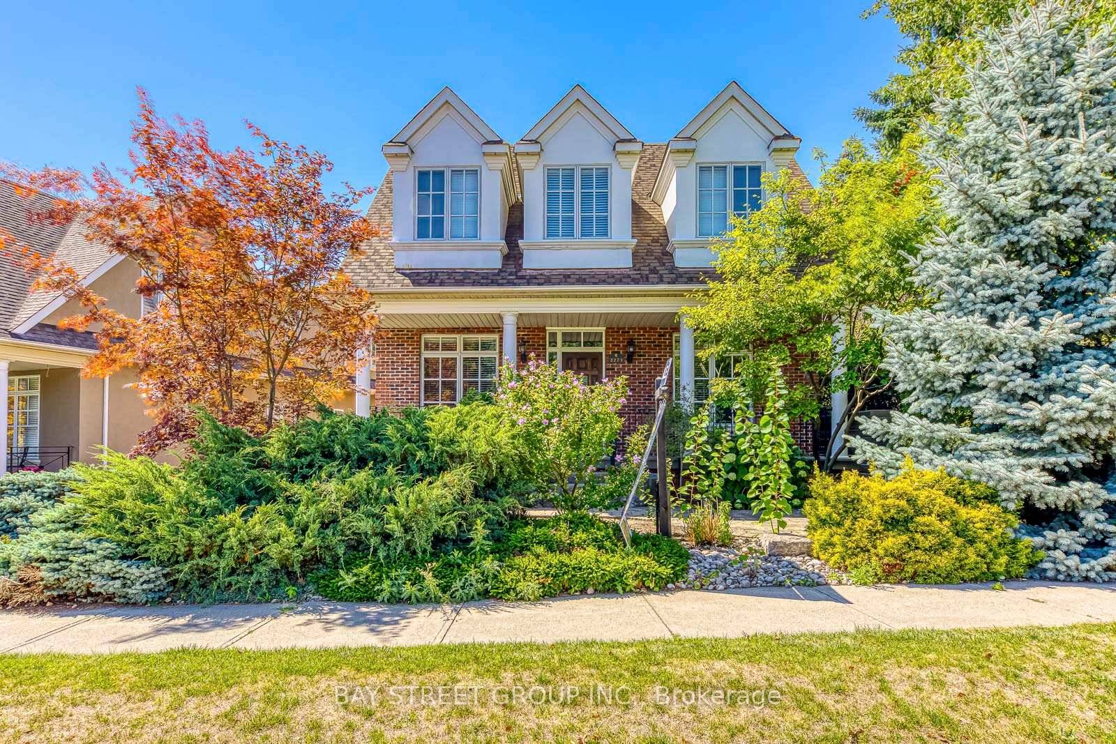 Welcome to this exceptional, one of a kind bungaloft located in the prestigious Woodhaven Estates of Oakville !