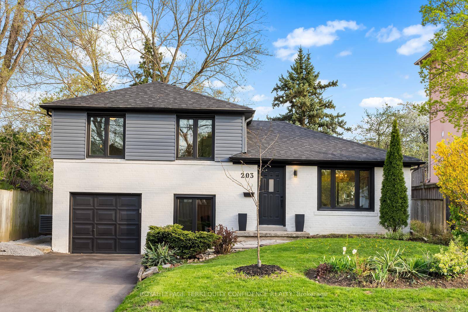 Ready to move in family home, and perfect for turning into rental opportunity !