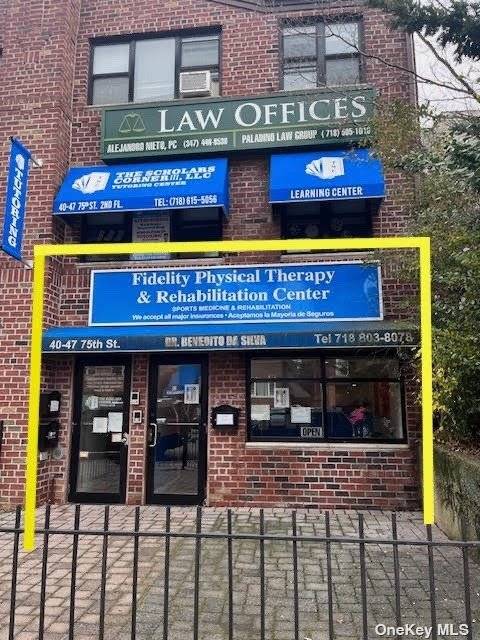 First Floor Elmhurst Jackson heights border, high foot traffic area and less than 500 feet from 74th St.