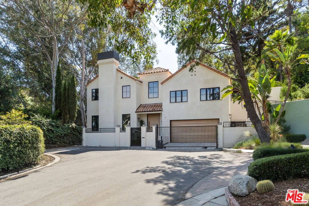 8171   Tianna Rd 5BR Hollywood Hills East La