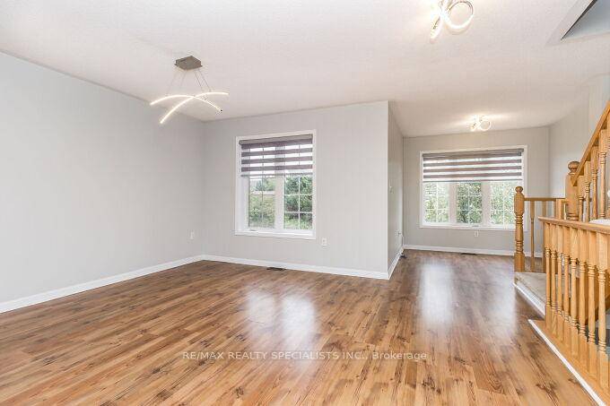 Gorgeous Well Kept 3 Bedrooms 4 Washroom House With Finished W O Basement In High Demand Area.