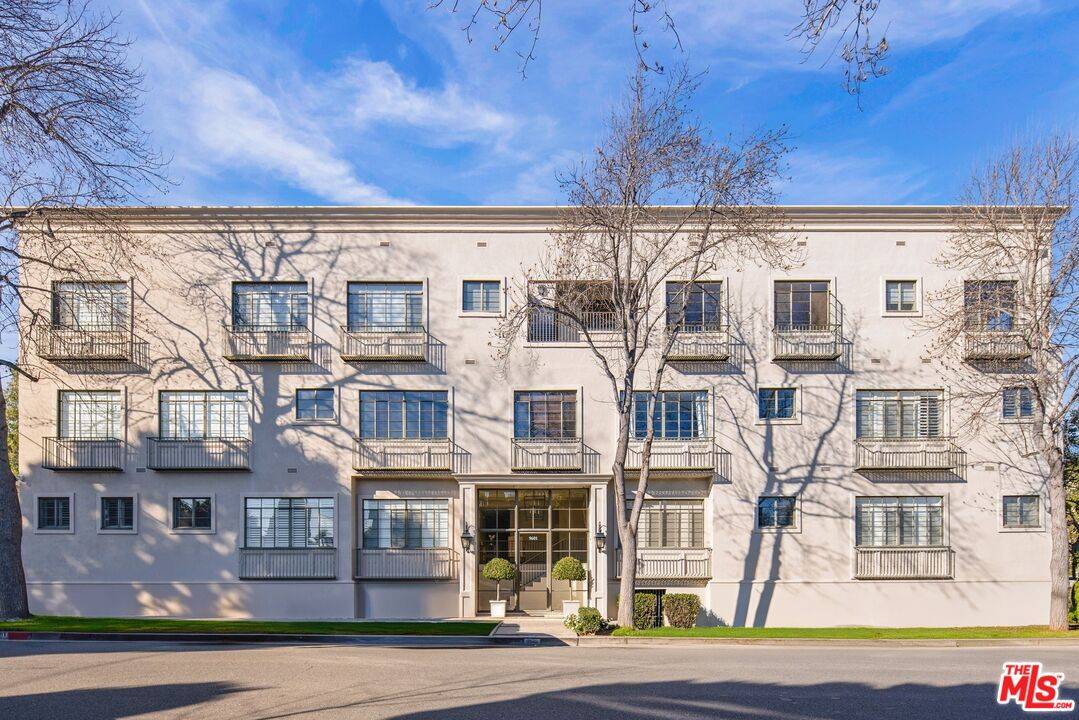 9601   Charleville Blvd 2.0 Beverlywood LA