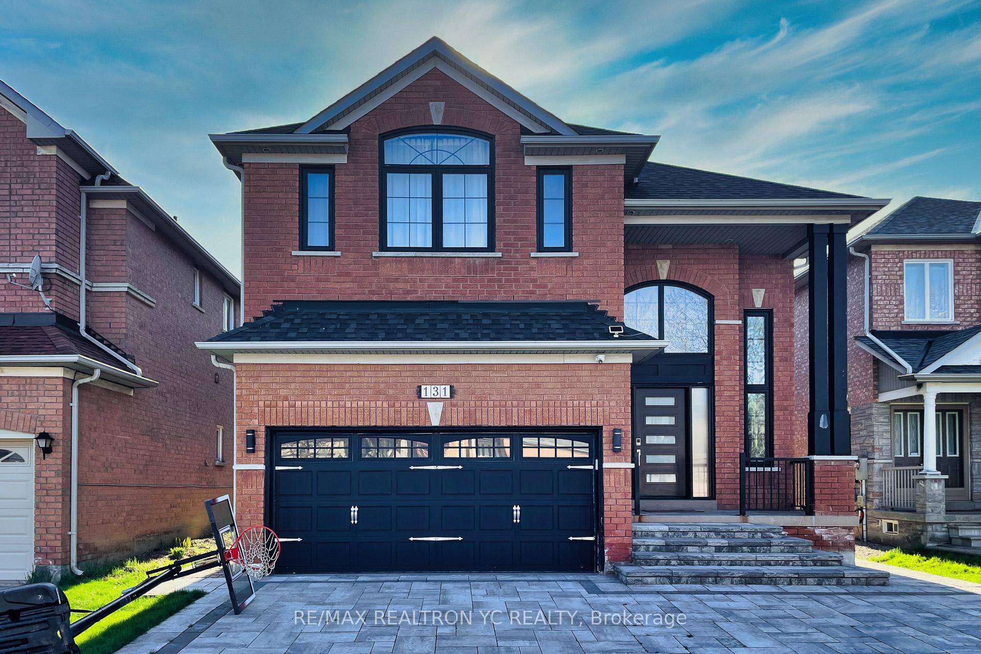 Bright amp ; Spacious 2 Bedroom Basement Apartment for Rent Newly Renovated !