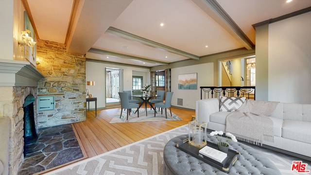 271  LORING AVE 5BR Westwood La