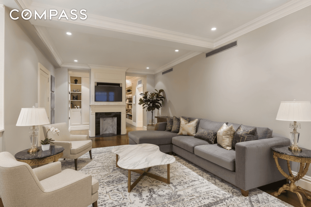 Welcome to 435 E 57th Street, Apt 1CD a sprawling 4 bedroom residence currently tailored as a 3 bedroom with an expansive family room.