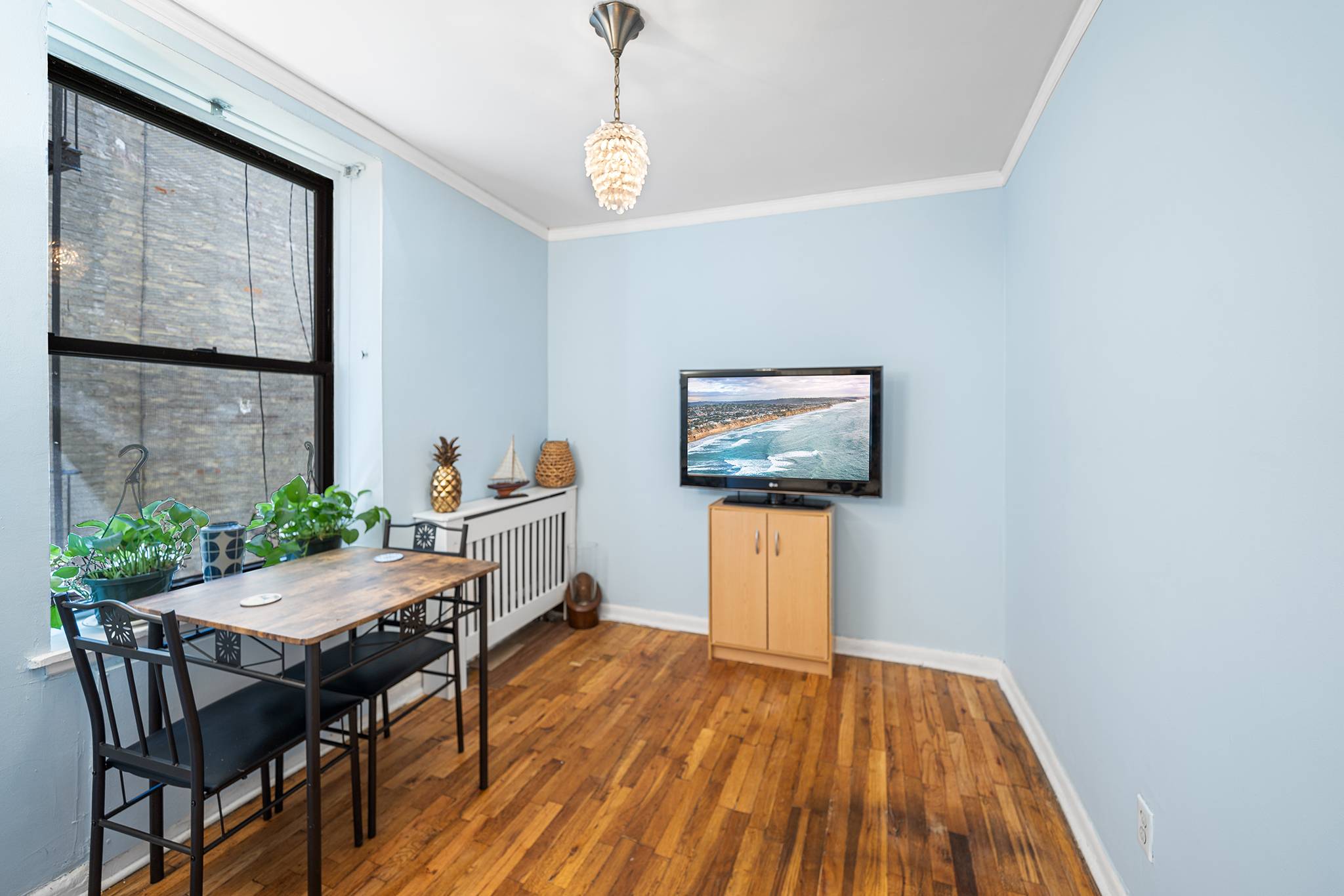 Prime location steps from Central Park on tree lined street.