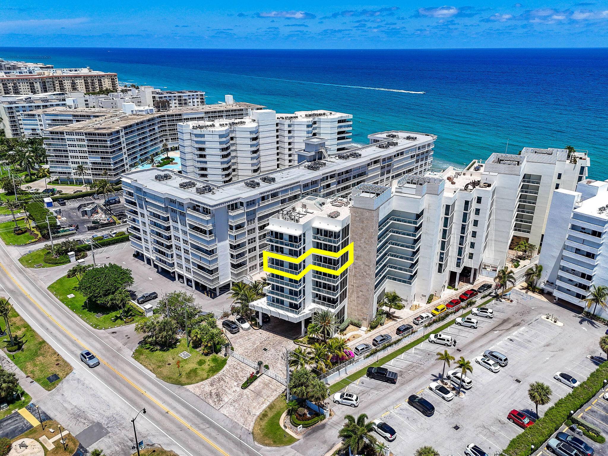 Available immediately don't miss the chance to live the Palm Beach lifestyle.