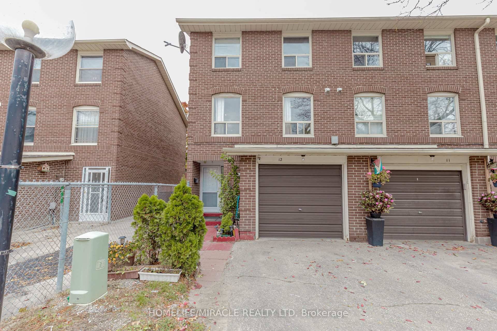 End Unit 3 1and 2 and half Baths Townhouse In Prime Location and Quiet Neighborhood of Brampton, Feels Like A Semi at Eden Park Estates.