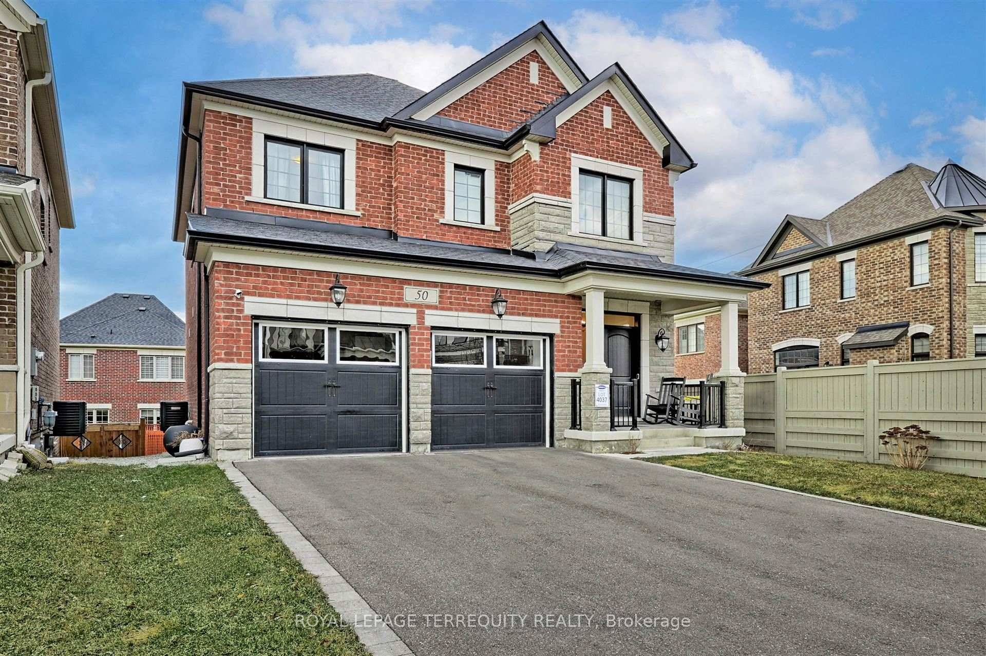 This impeccably maintained modern home, characterized by its brightness, spaciousness, and inviting atmosphere, is situated in the esteemed Kleinburg Summit Community, surrounded by numerous multimillion dollar residences.