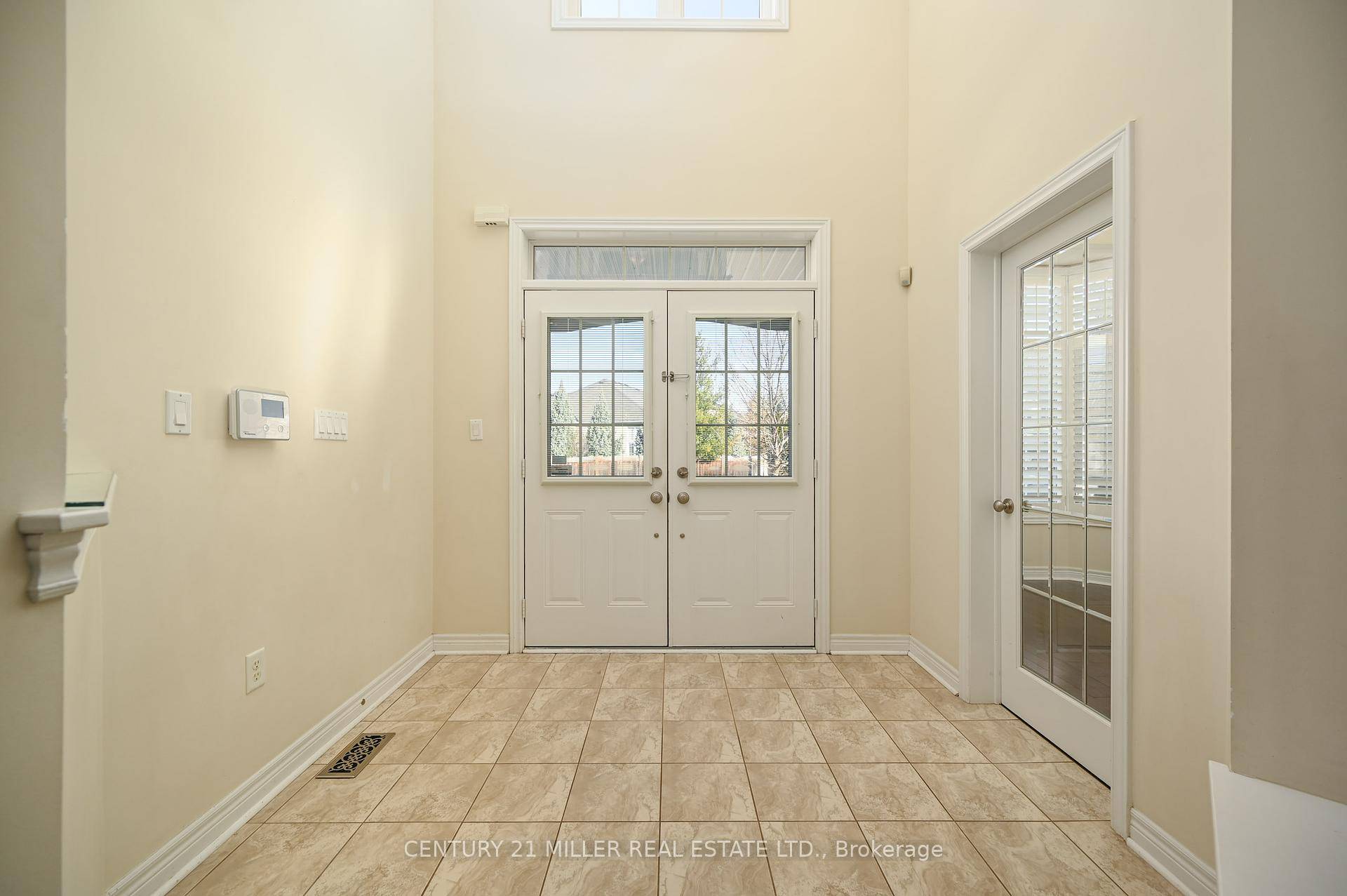 Looking for an executive family home in one of Oakville's most sought after neighbourhoods ?