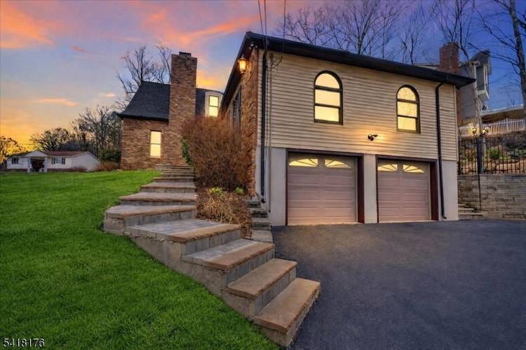 Fully Renovated 4 Bedroom Home with Designer Finishes, Private Outdoor Oasis Exceptional Entertaining Spaces.
