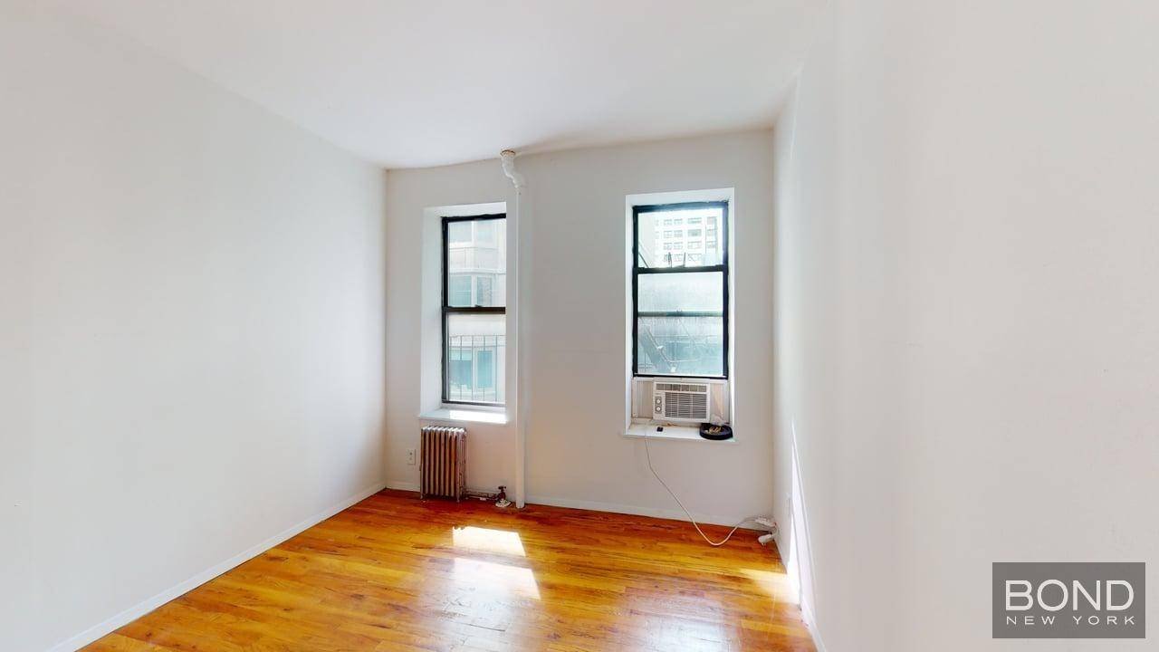 Renovated 2 bedroom in prime UES location !