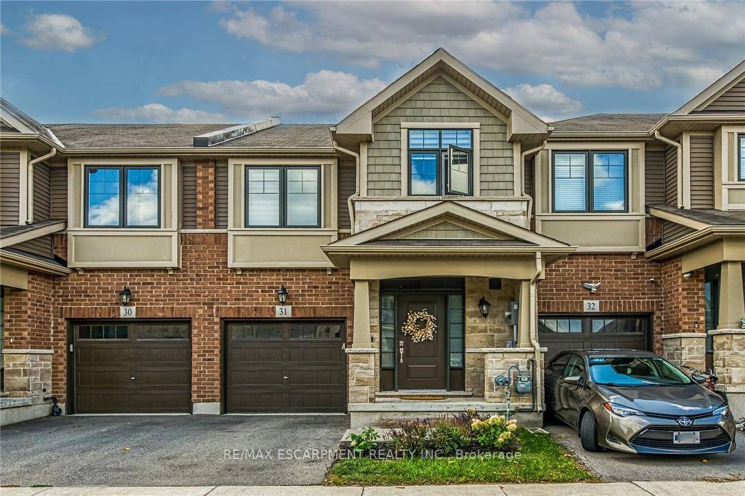 This Crave model by Branthaven is a bright, beautiful, spacious unit.