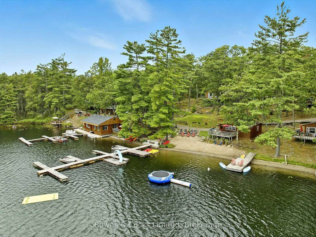 BLUE MOUNTAIN LODGE LAKE KASSHABOG This iconic landmark has been lovingly cared for and nurtured by the same family for the past 42 years.